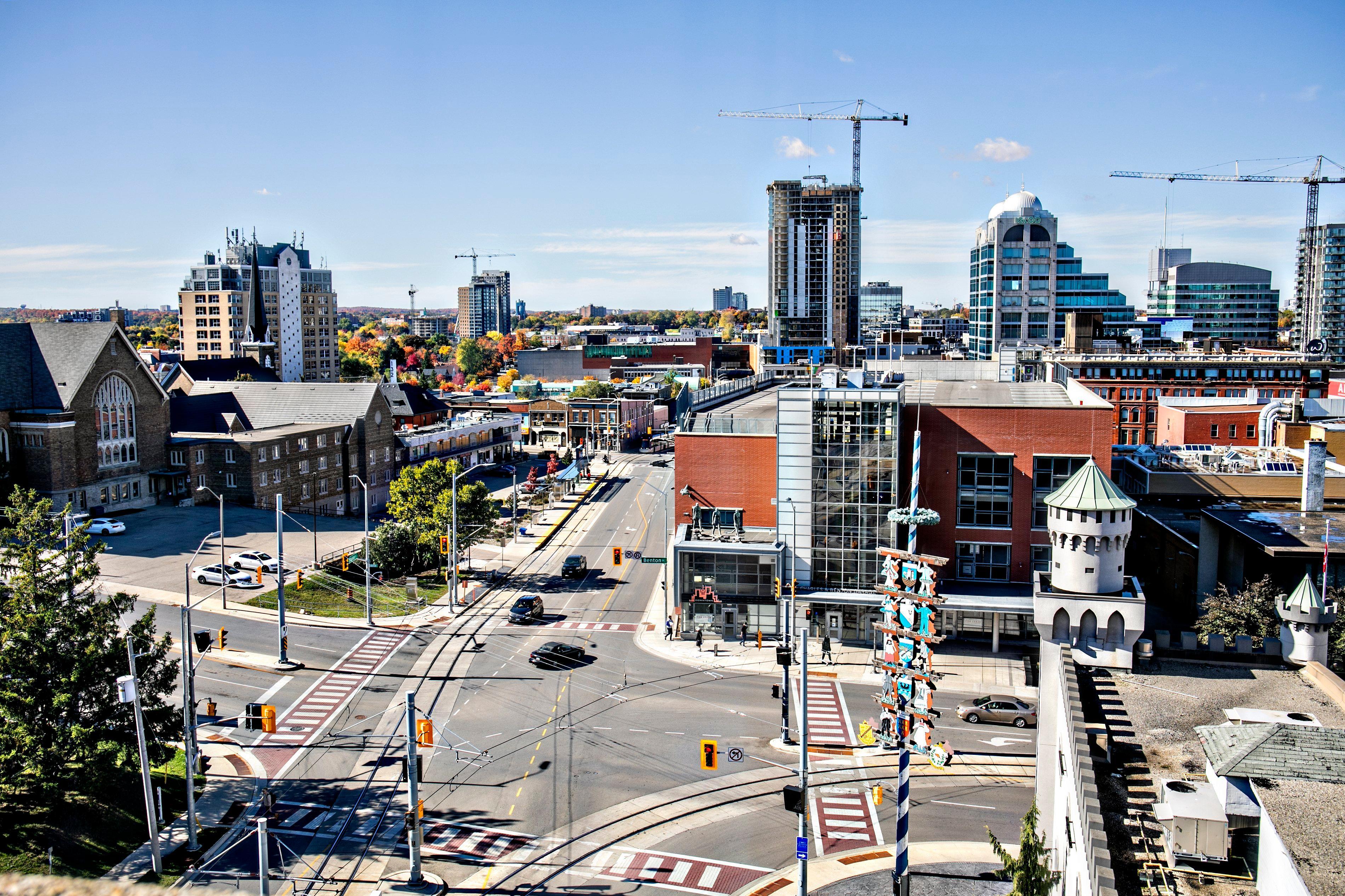 Crowne Plaza Kitchener-Waterloo, An Ihg Hotel Екстериор снимка