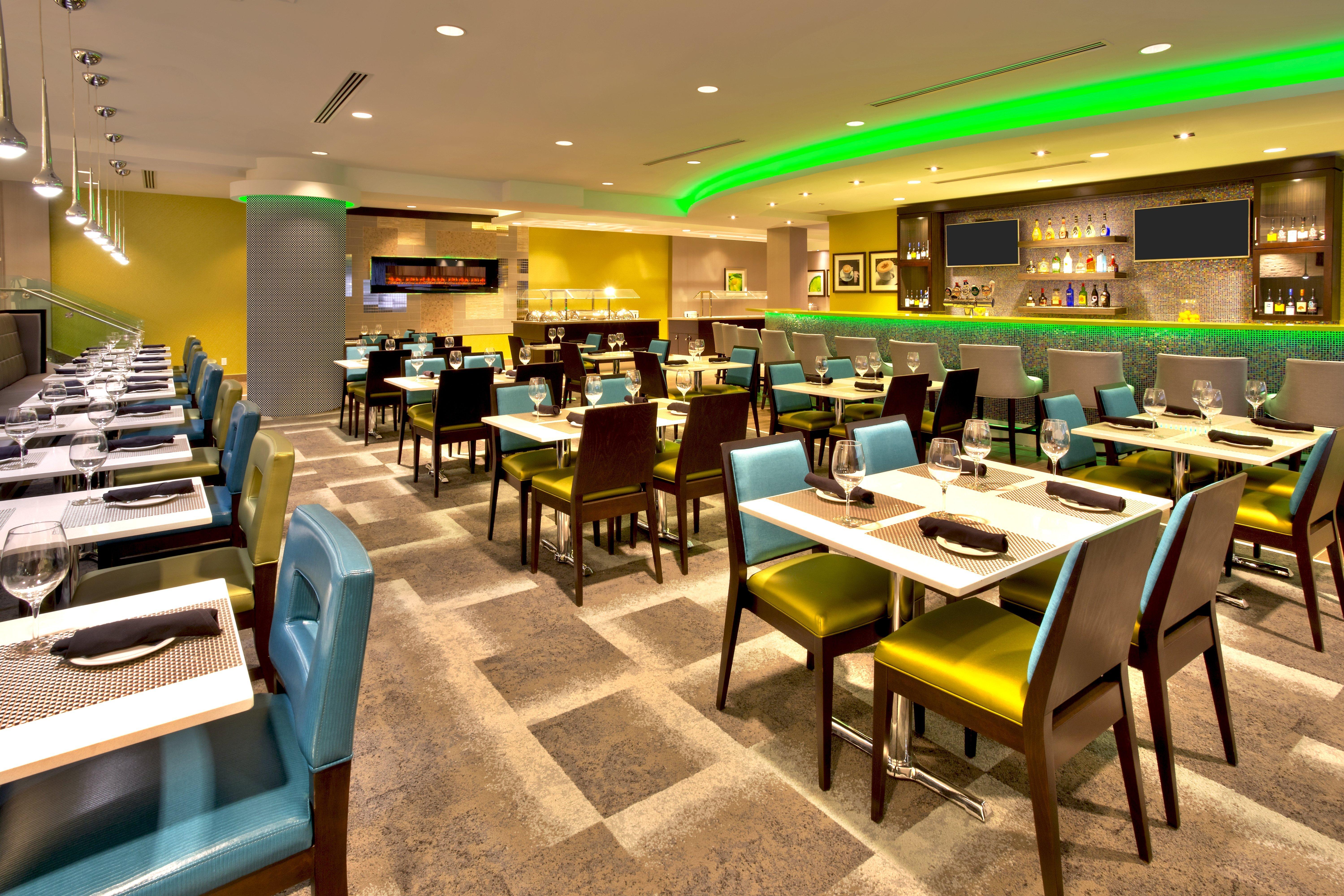 Crowne Plaza Kitchener-Waterloo By Ihg Hotel Екстериор снимка