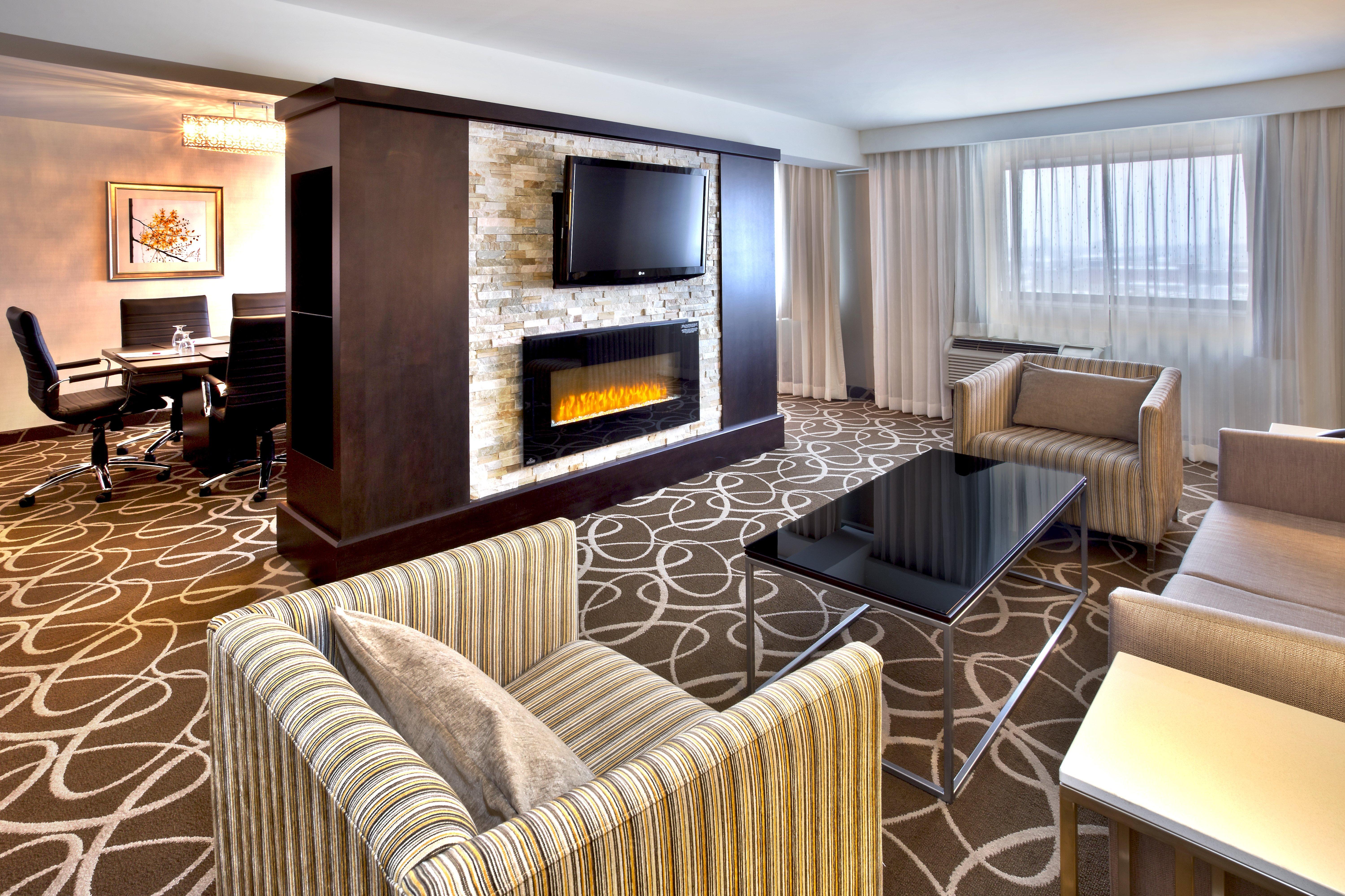 Crowne Plaza Kitchener-Waterloo, An Ihg Hotel Екстериор снимка