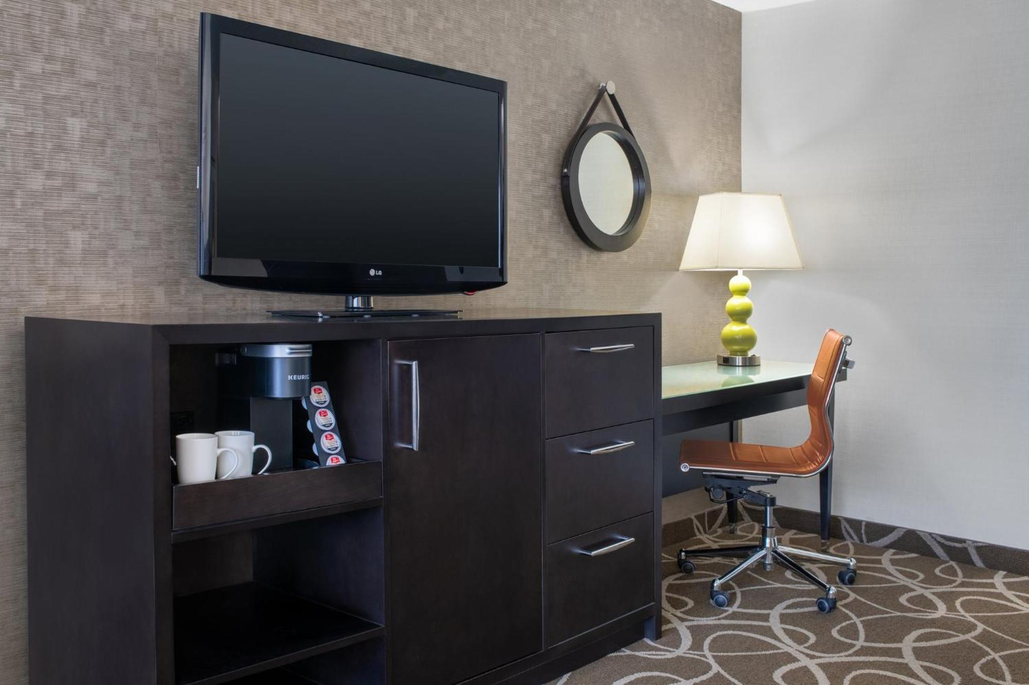 Crowne Plaza Kitchener-Waterloo By Ihg Hotel Екстериор снимка