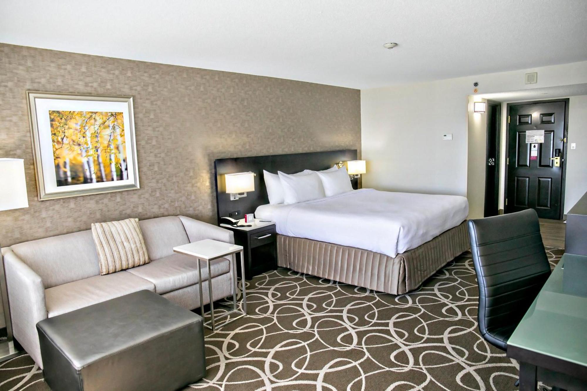 Crowne Plaza Kitchener-Waterloo By Ihg Hotel Екстериор снимка
