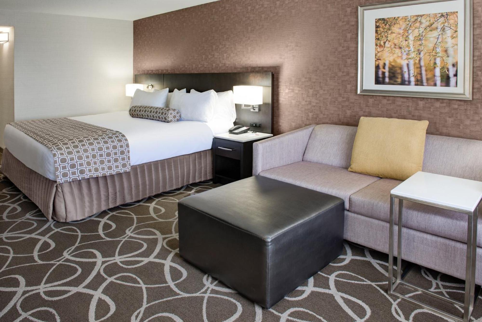 Crowne Plaza Kitchener-Waterloo, An Ihg Hotel Екстериор снимка