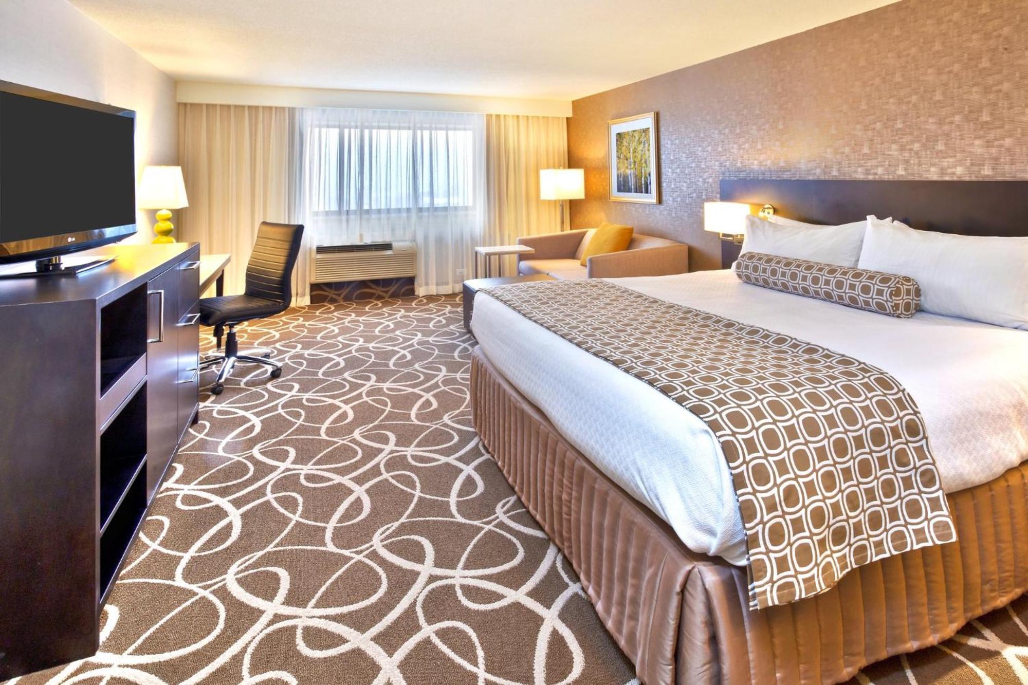 Crowne Plaza Kitchener-Waterloo, An Ihg Hotel Екстериор снимка